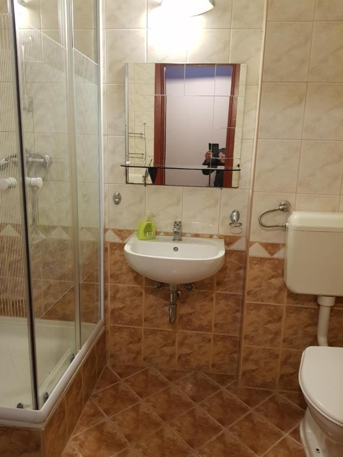 Hotel Fortuna Panzio Orosháza Esterno foto