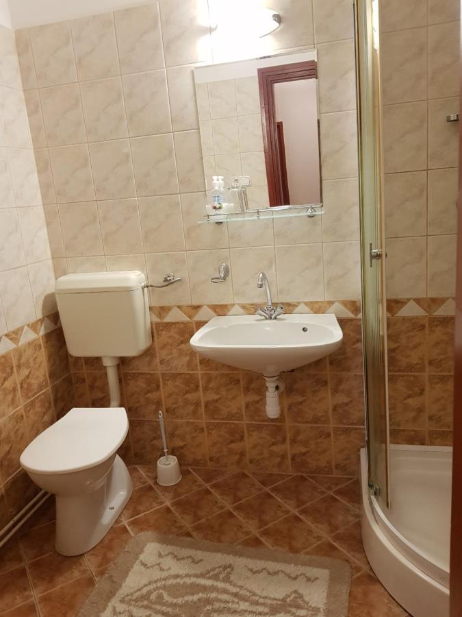 Hotel Fortuna Panzio Orosháza Esterno foto